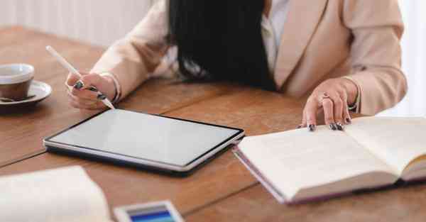 led拍拍灯充电_洛尔地平片的功效与作用