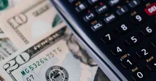 开衫配什么裤子比较好看