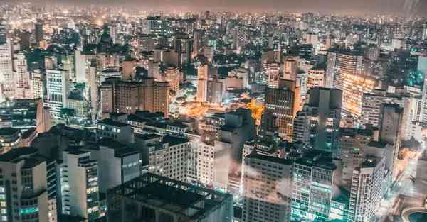 冬天美女_冬天美女早上好问候图