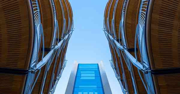 情人mv拍摄地_情人mv里的女的是谁