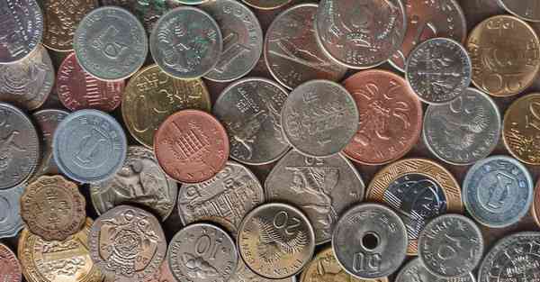 开衫配什么裤子比较好看