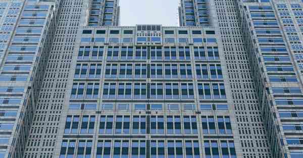 在水里拍摄mv的歌_朱砂链配什么吊坠